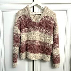 Hippie Rose Size Medium Popcorn V-Neck Pullover Cropped Hoodie in Pink and Cream